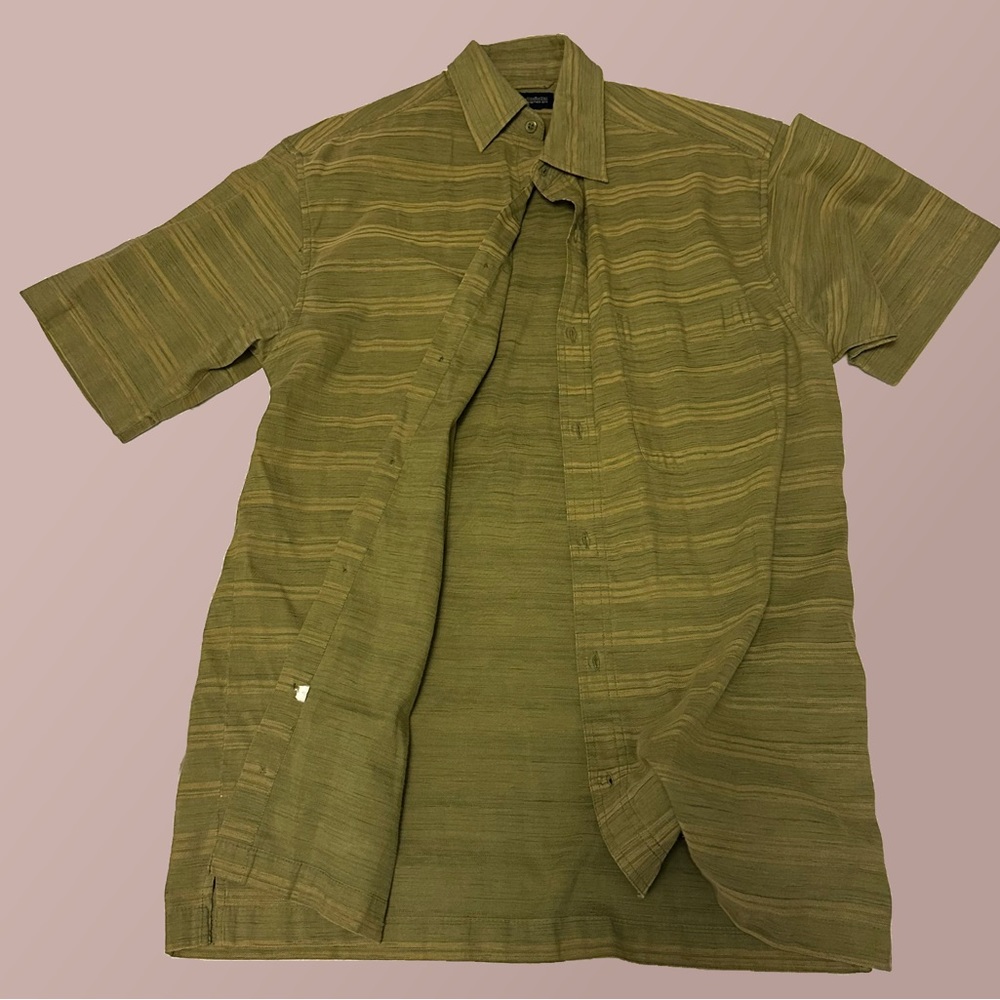 Big and Tall size M green button down by Faded Glory